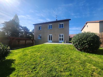 Maison - 145 m² - 7 pièces
