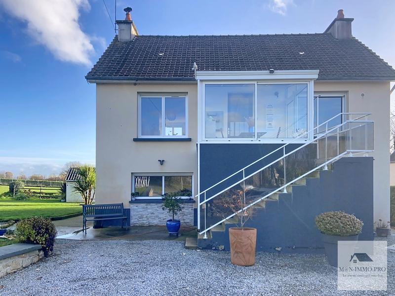 Maison - 102 m² - 5 pièces