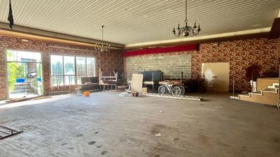 Maison - 200 m² - 1 pièce