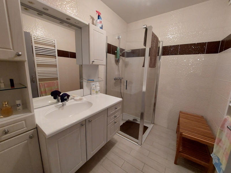 Maison - 140 m² - 8 pièces