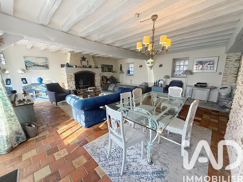 Maison - 310 m² - 8 pièces