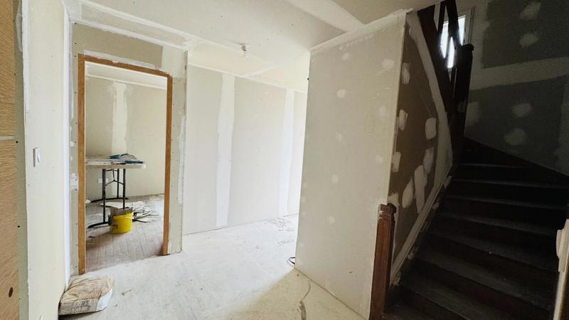 Maison - 167 m² - 8 pièces