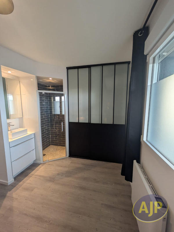 Immeuble - 4 pièces