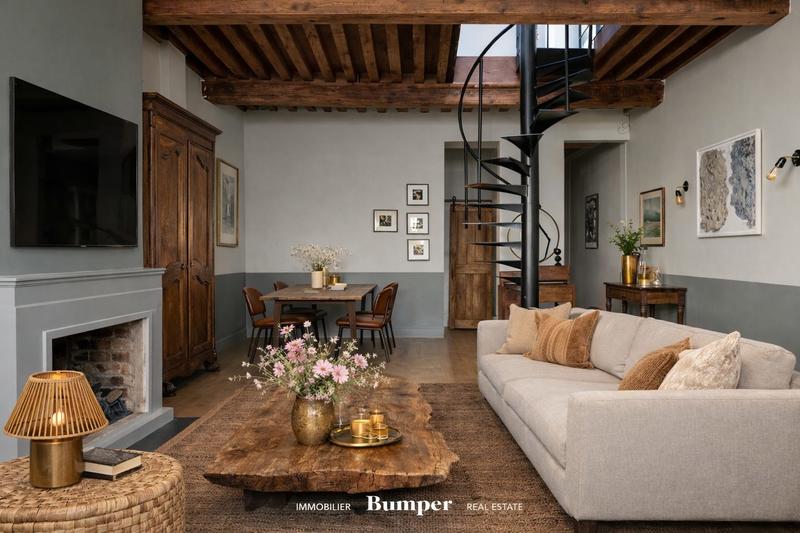 Duplex - 179 m² - 5 pièces