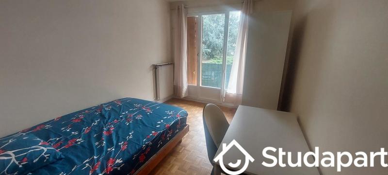 Chambre - 10 m² - 1 pièce