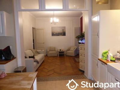 Chambre - 15 m² - 1 pièce