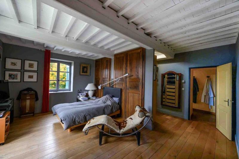 Maison - 530 m² - 18 pièces