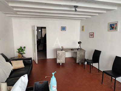 Local commercial - 86 m² - 5 pièces