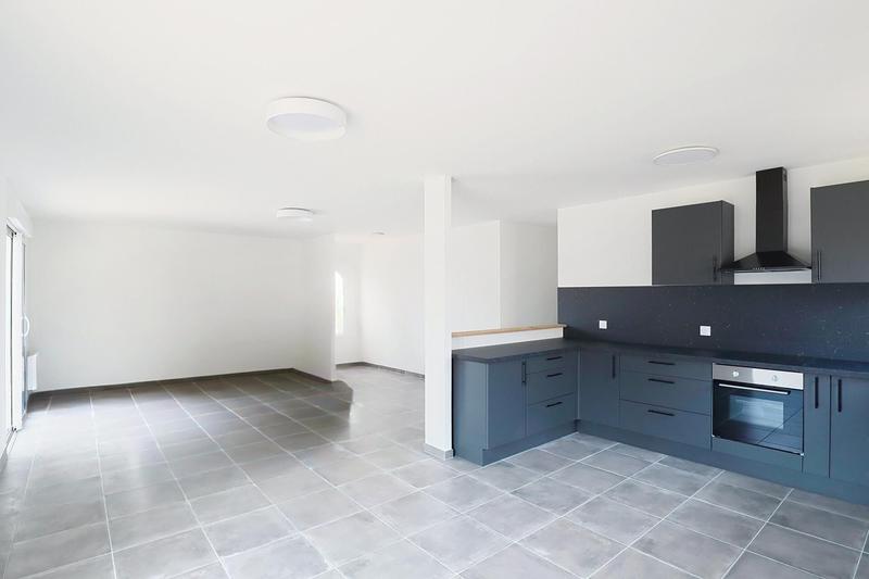 Maison - 101 m² - 5 pièces