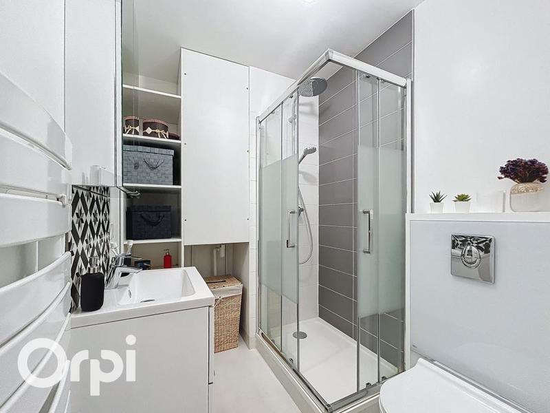 Appartement - 98 m² - 4 pièces