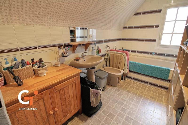 Maison - 112 m² - 6 pièces