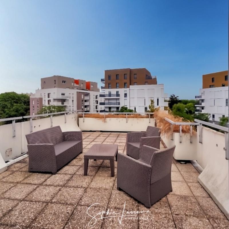 Appartement - 96 m² - 5 pièces