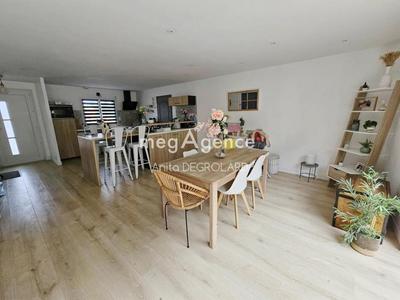 Maison - 145 m² - 5 pièces