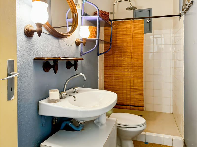 Maison - 240 m² - 10 pièces