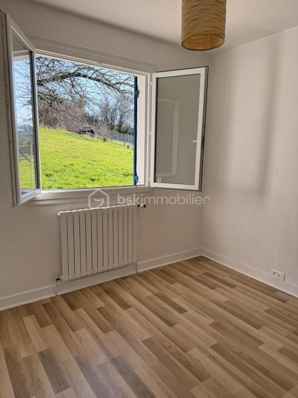 Maison - 87 m² - 5 pièces