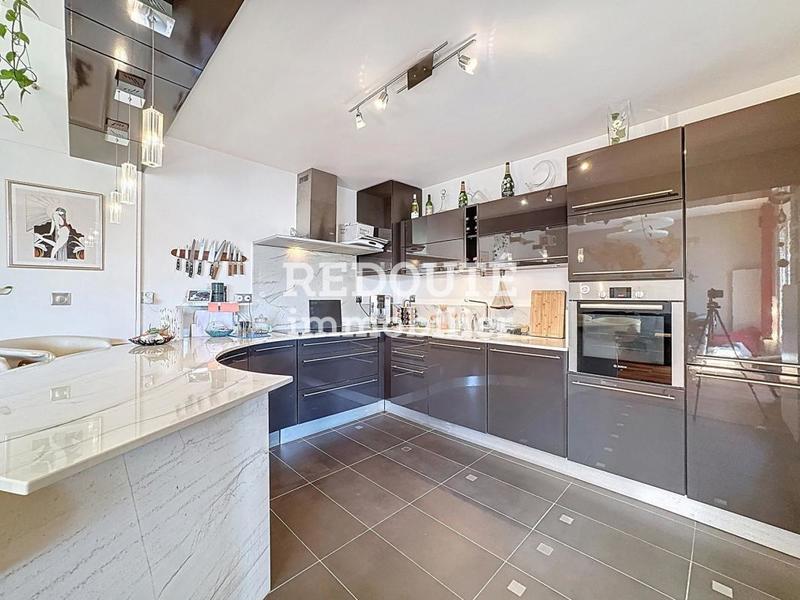 Duplex - 100 m² - 5 pièces