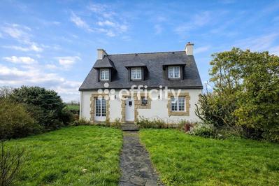 Maison - 120 m² - 7 pièces