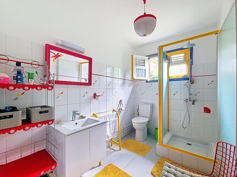 Maison - 290 m² - 9 pièces