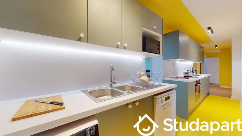 Chambre - 11 m² - 1 pièce