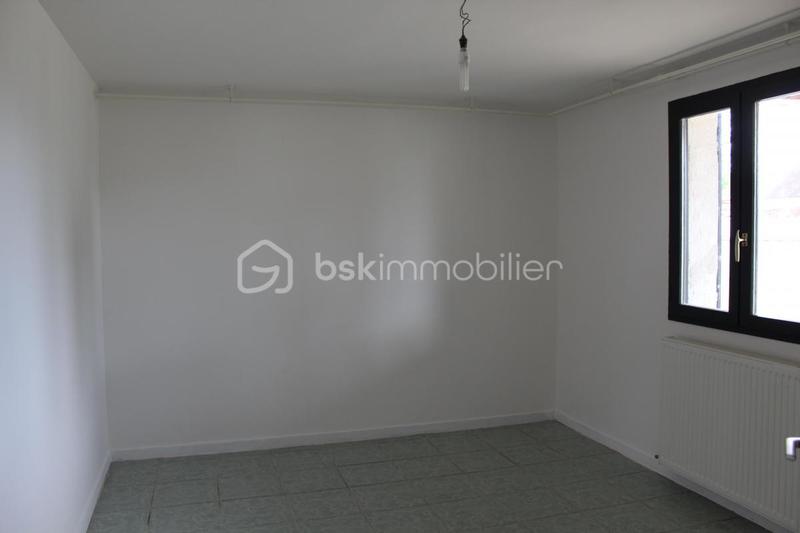 Maison - 238 m² - 13 pièces