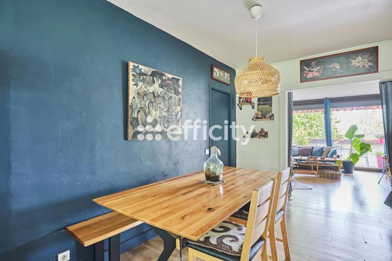 Appartement - 94 m² - 4 pièces