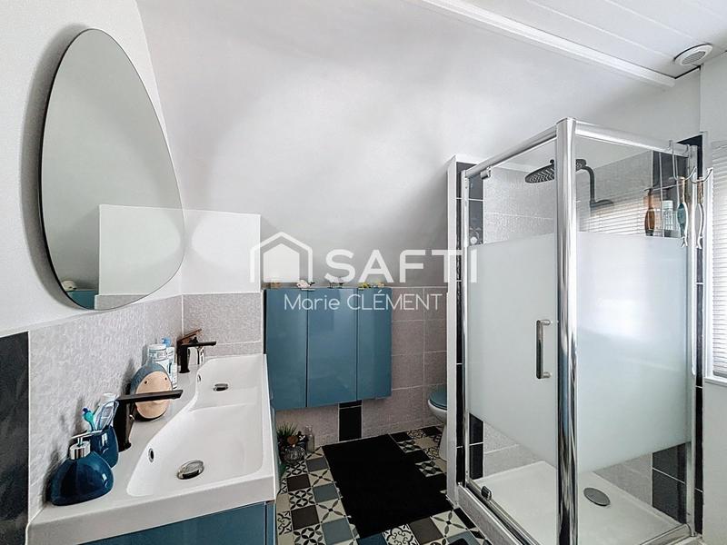 Maison - 93 m² - 5 pièces