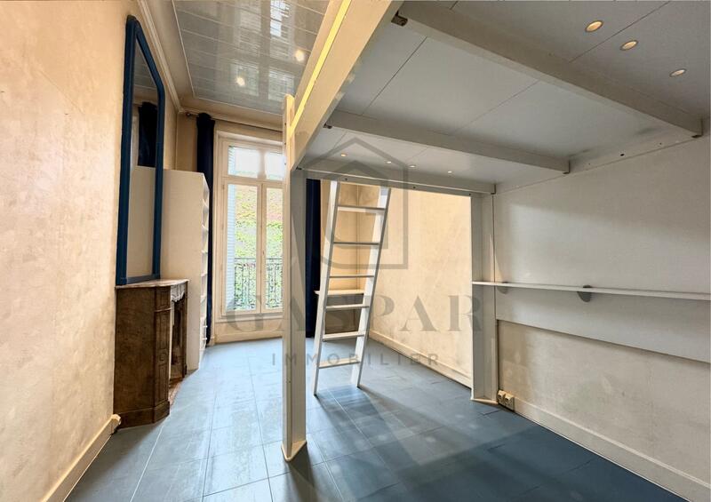 Appartement - 102 m² - 3 pièces