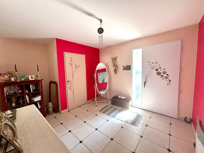 Maison - 270 m² - 6 pièces