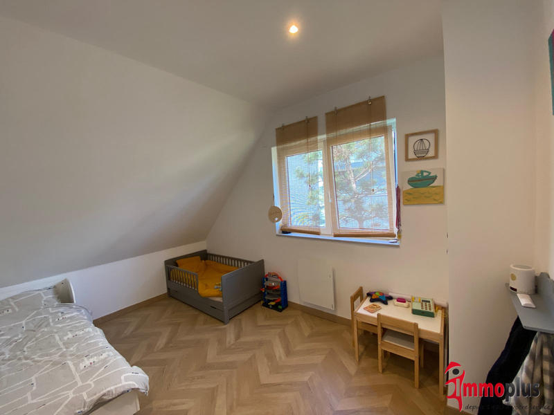 Maison - 200 m² - 8 pièces