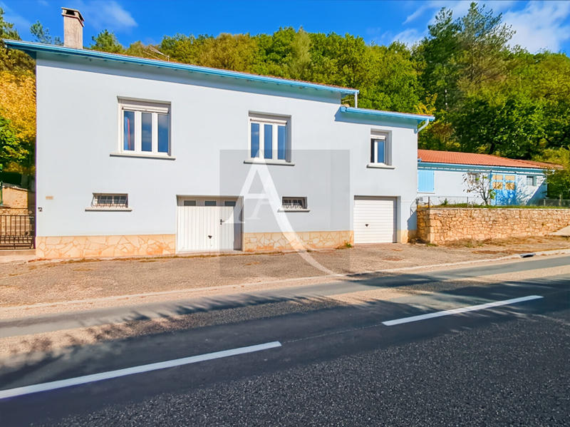 Maison - 100 m² - 6 pièces