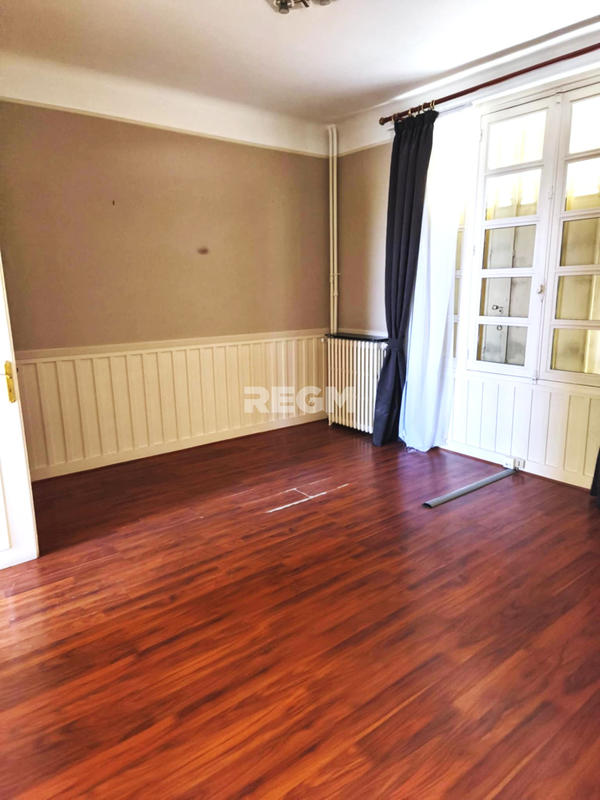 Maison - 167 m² - 6 pièces