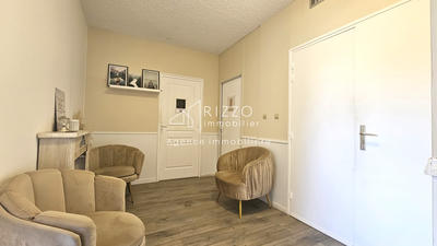 Local commercial - 91 m²