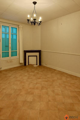 Maison - 101 m² - 5 pièces