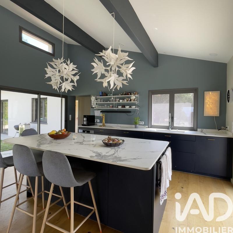 Maison - 159 m² - 5 pièces