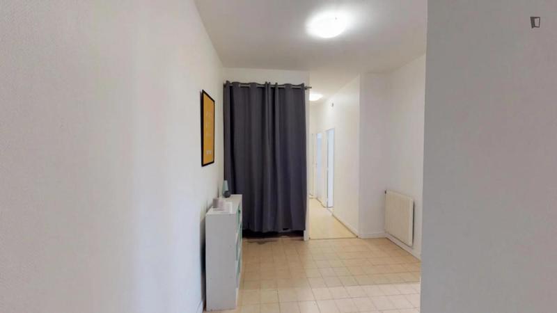 Chambre - 9 m² - 4 pièces