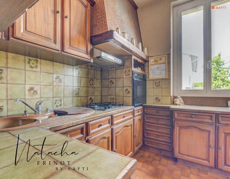 Maison - 177 m² - 7 pièces