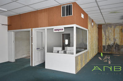 Local commercial - 580 m² - 4 pièces