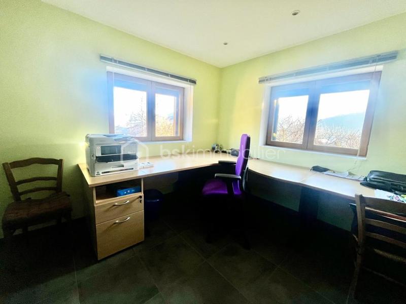 Maison - 110 m² - 4 pièces