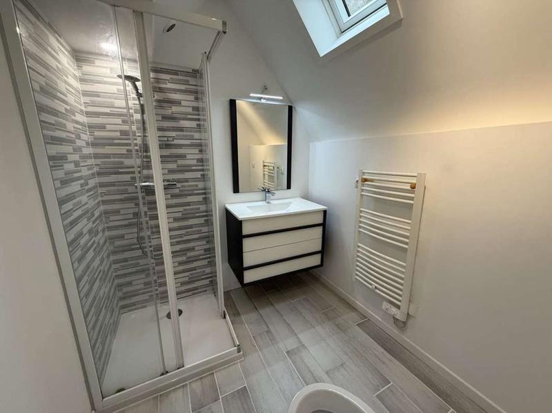 Maison - 64 m² - 4 pièces