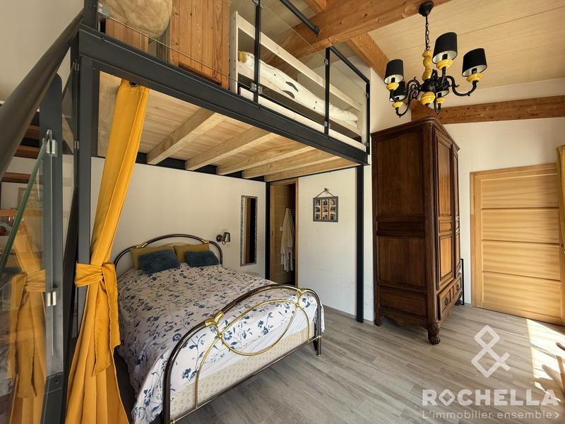 Maison contemporaine - 269 m² - 8 pièces