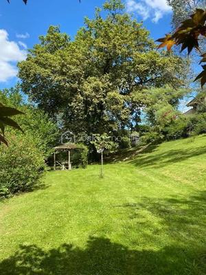 Maison d'architecte - 223 m² - 7 pièces