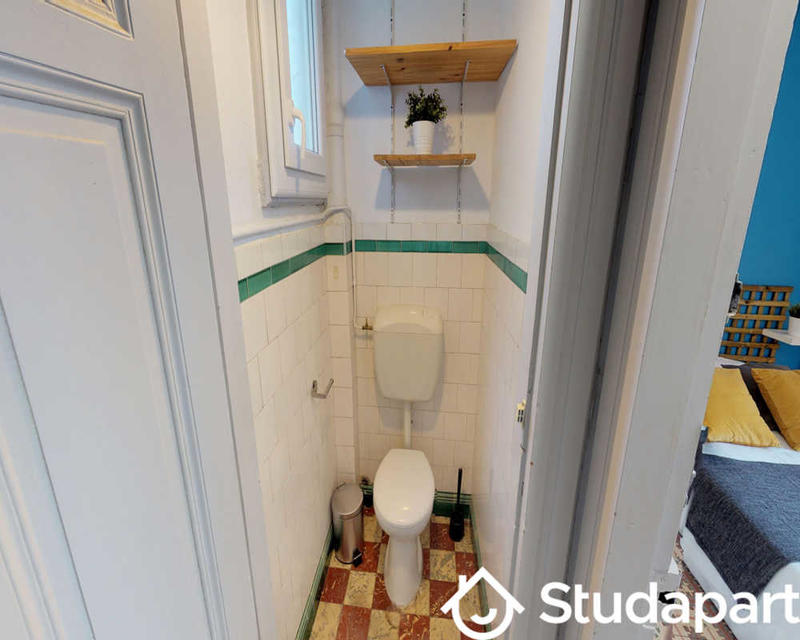 Chambre - 90 m² - 1 pièce