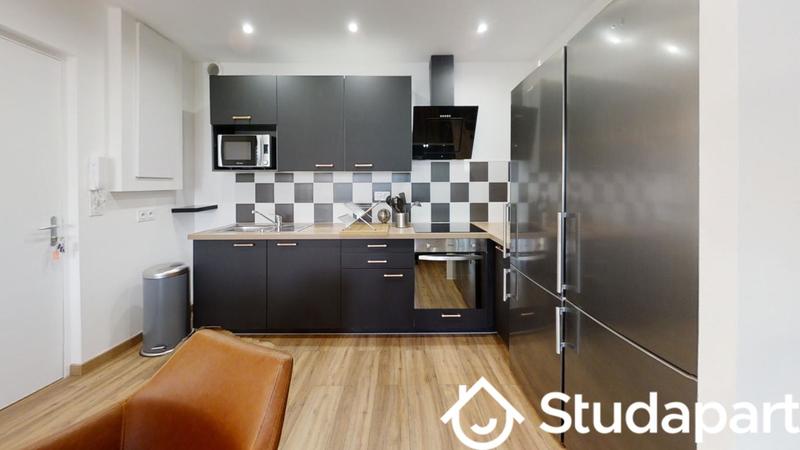 Chambre - 13 m² - 1 pièce