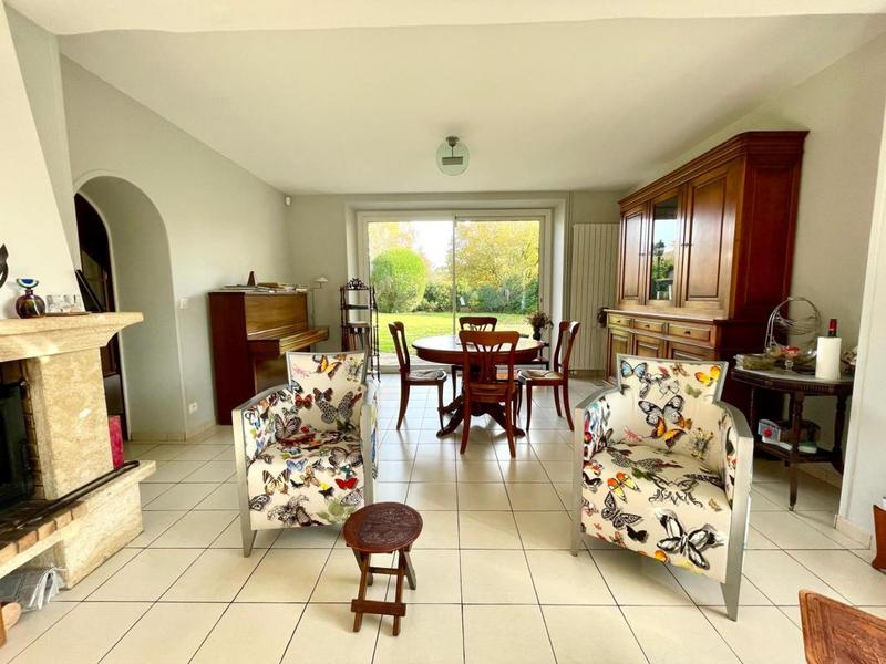 Maison - 145 m² - 6 pièces