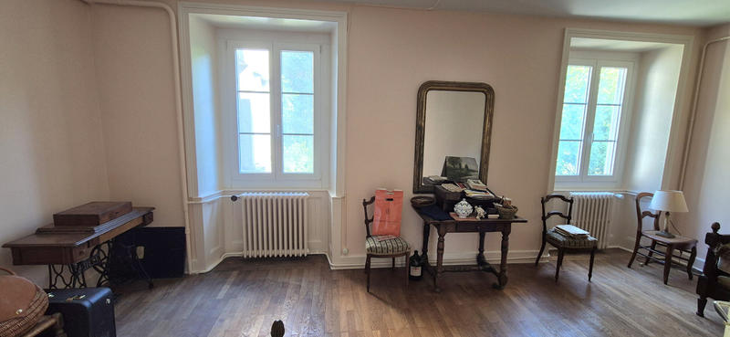 Maison - 222 m² - 9 pièces