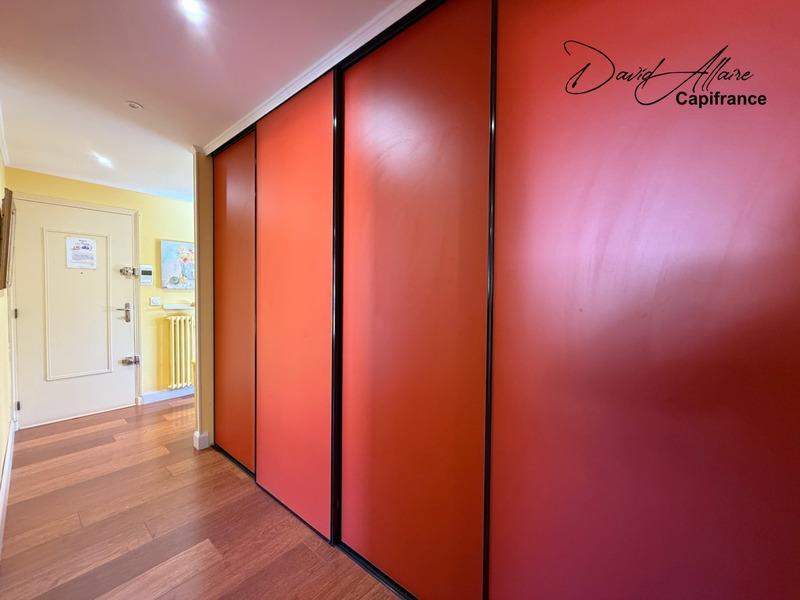 Appartement - 81 m² - 3 pièces