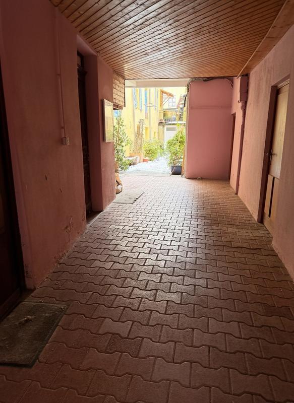 Appartement - 83 m² - 5 pièces