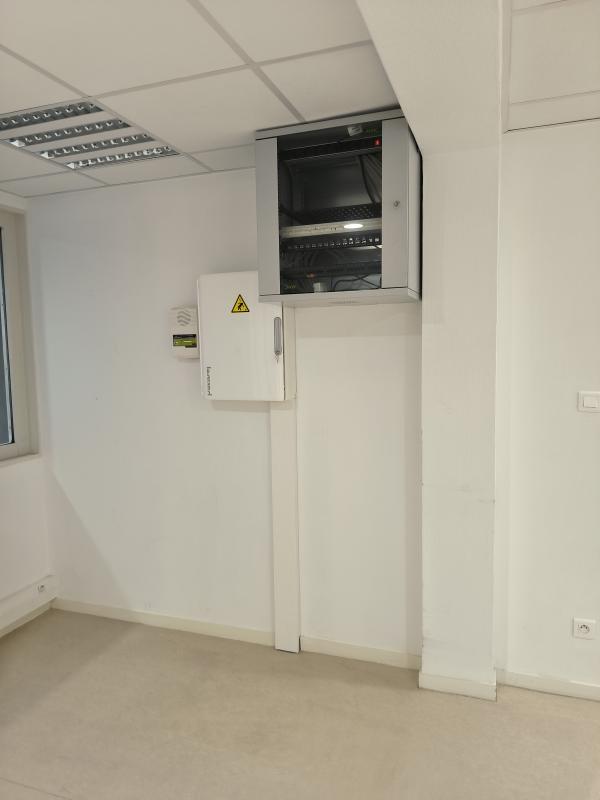 Bureau - 89 m² - 5 pièces