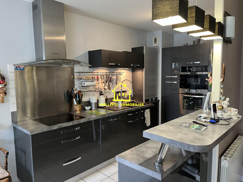 Appartement - 89 m² - 4 pièces