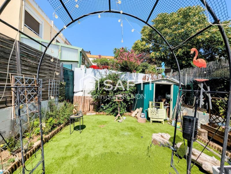 Maison - 94 m² - 5 pièces